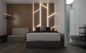 International Stay - Suites/Apês Novíssimo, Moderno, Aconchegante, Bem Localizado e Econômico!